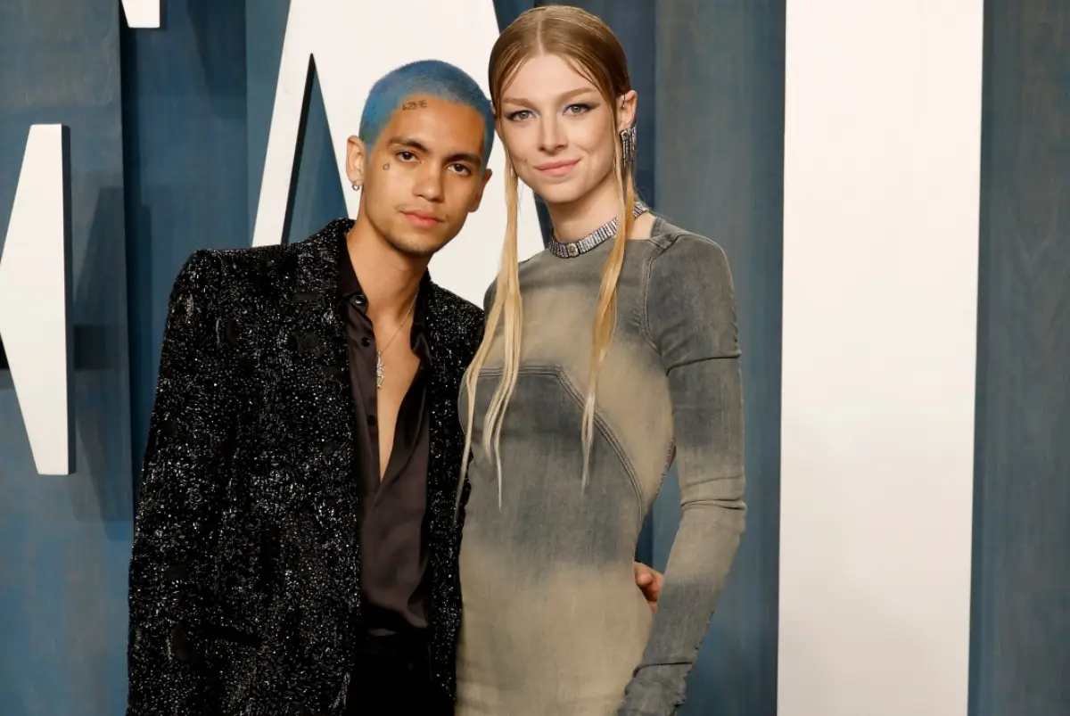 Dominik Fike y Hunter Schafer 