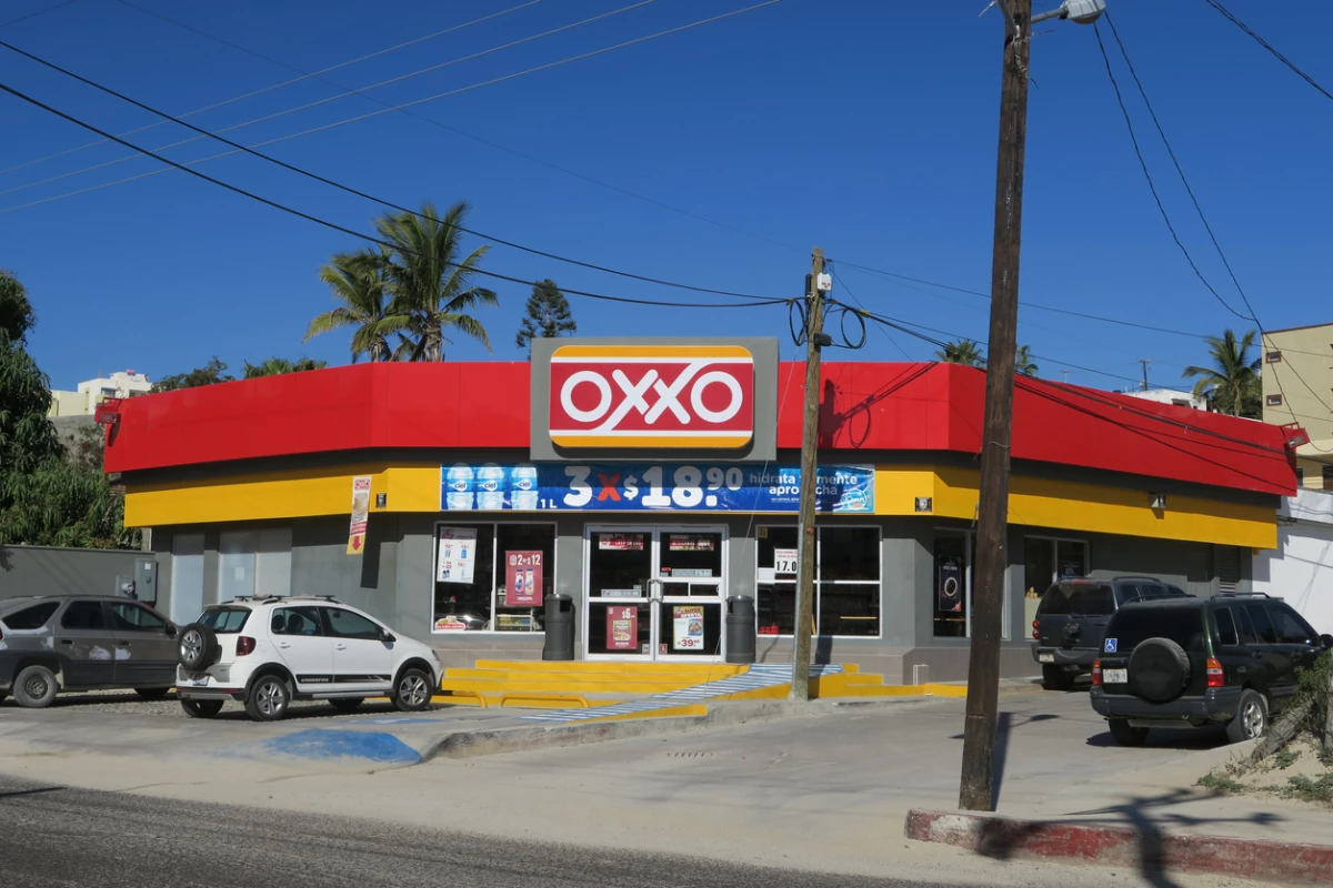 Mexican OXXO stroe in San Jose Del Cabo