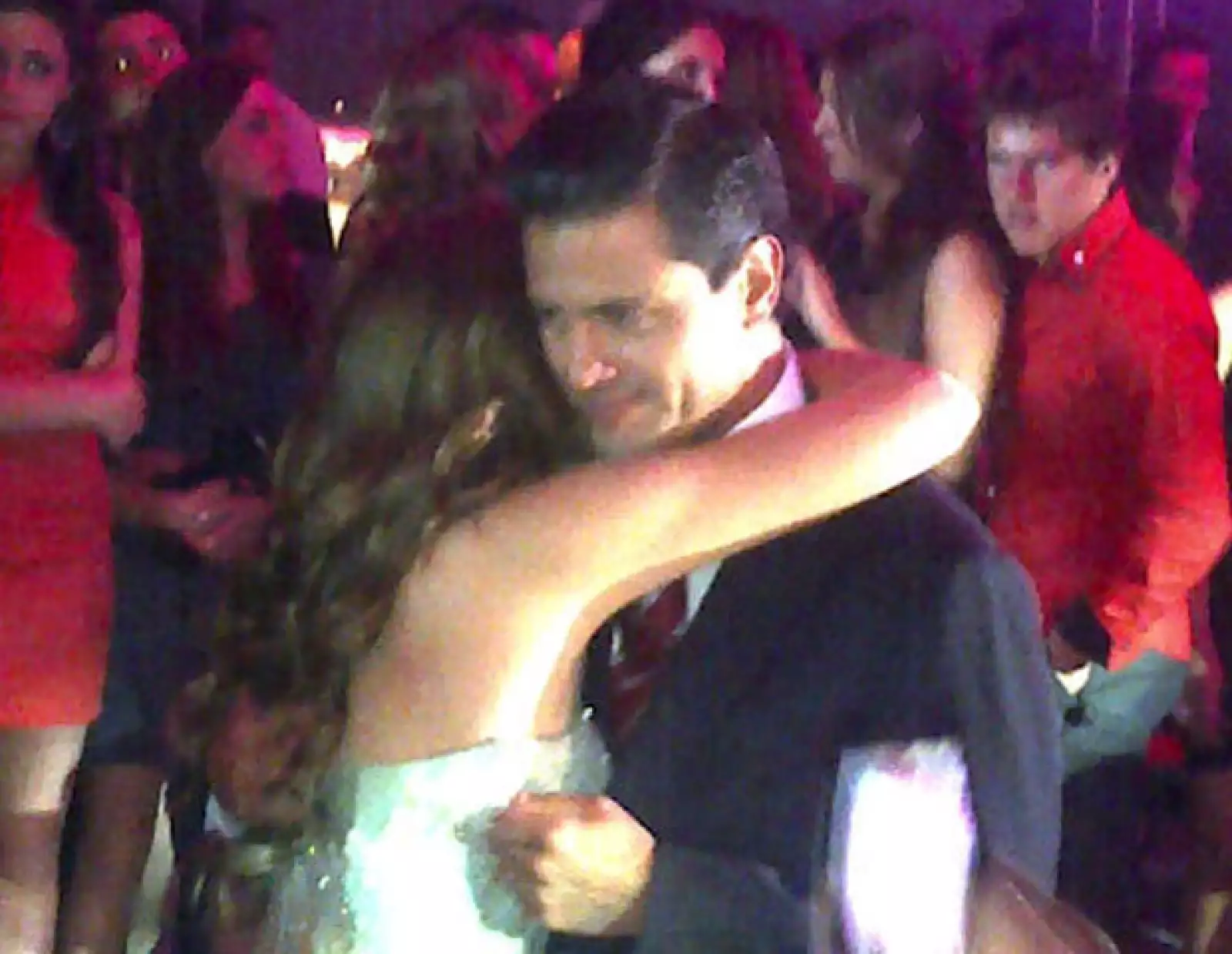 Enrique Peña Nieto mostró su talento para el baile.