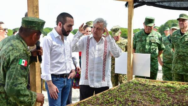 AMLO-Bukele