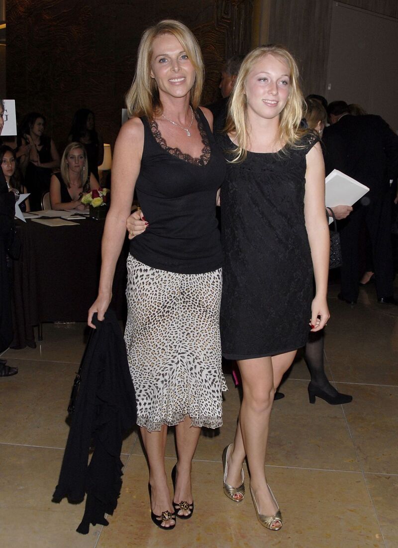 Catherine Oxenberg e India