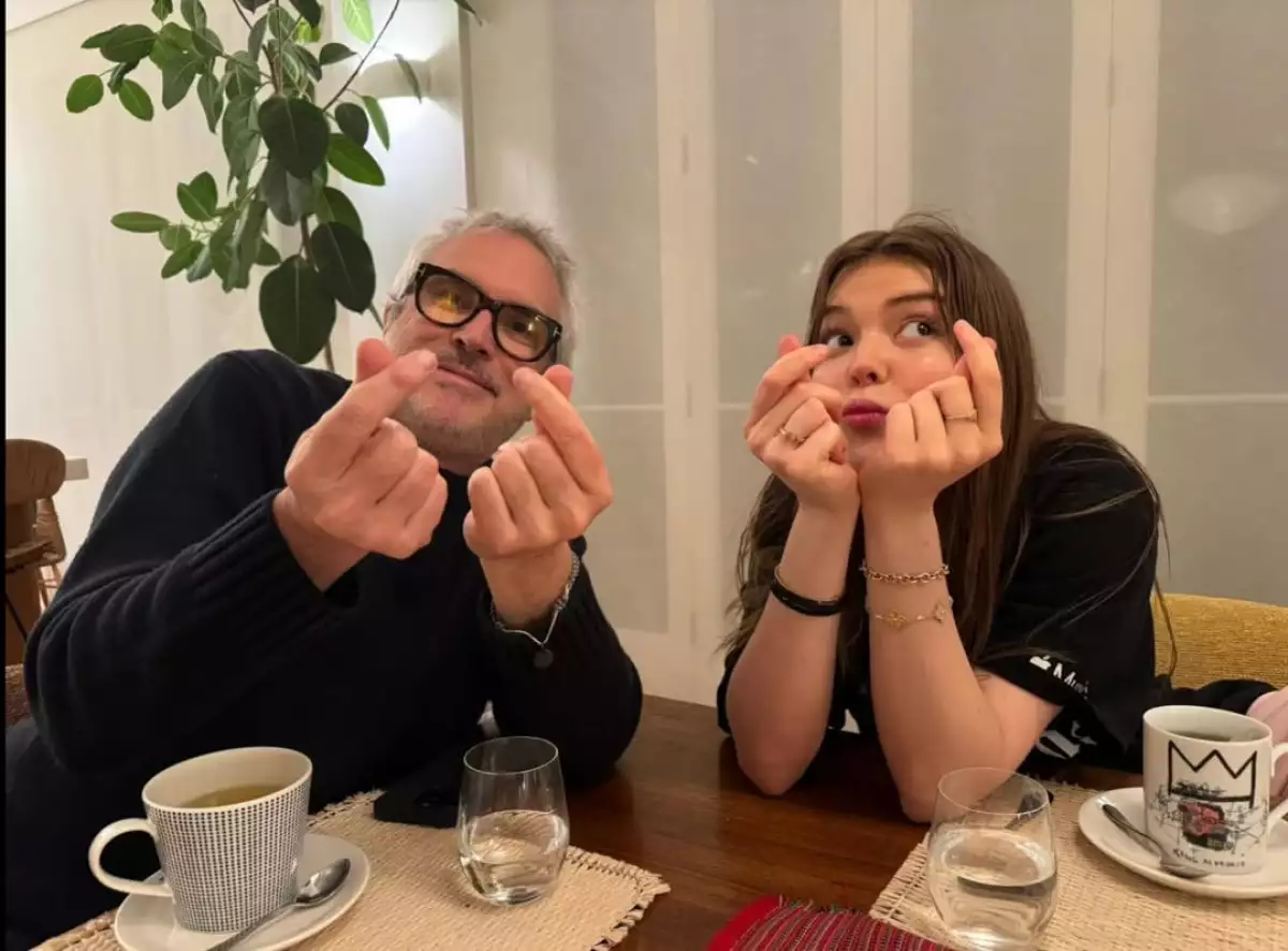 Bu Cuarón reacciona a la polémica de su presentación antes del concierto de Dua Lipa