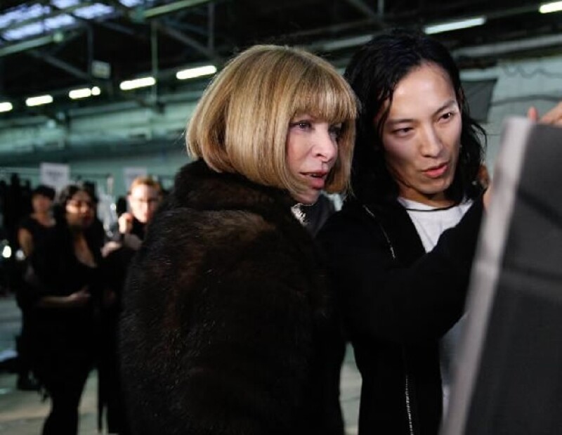 Lleva una relación estrecha con Anna Wintour.
