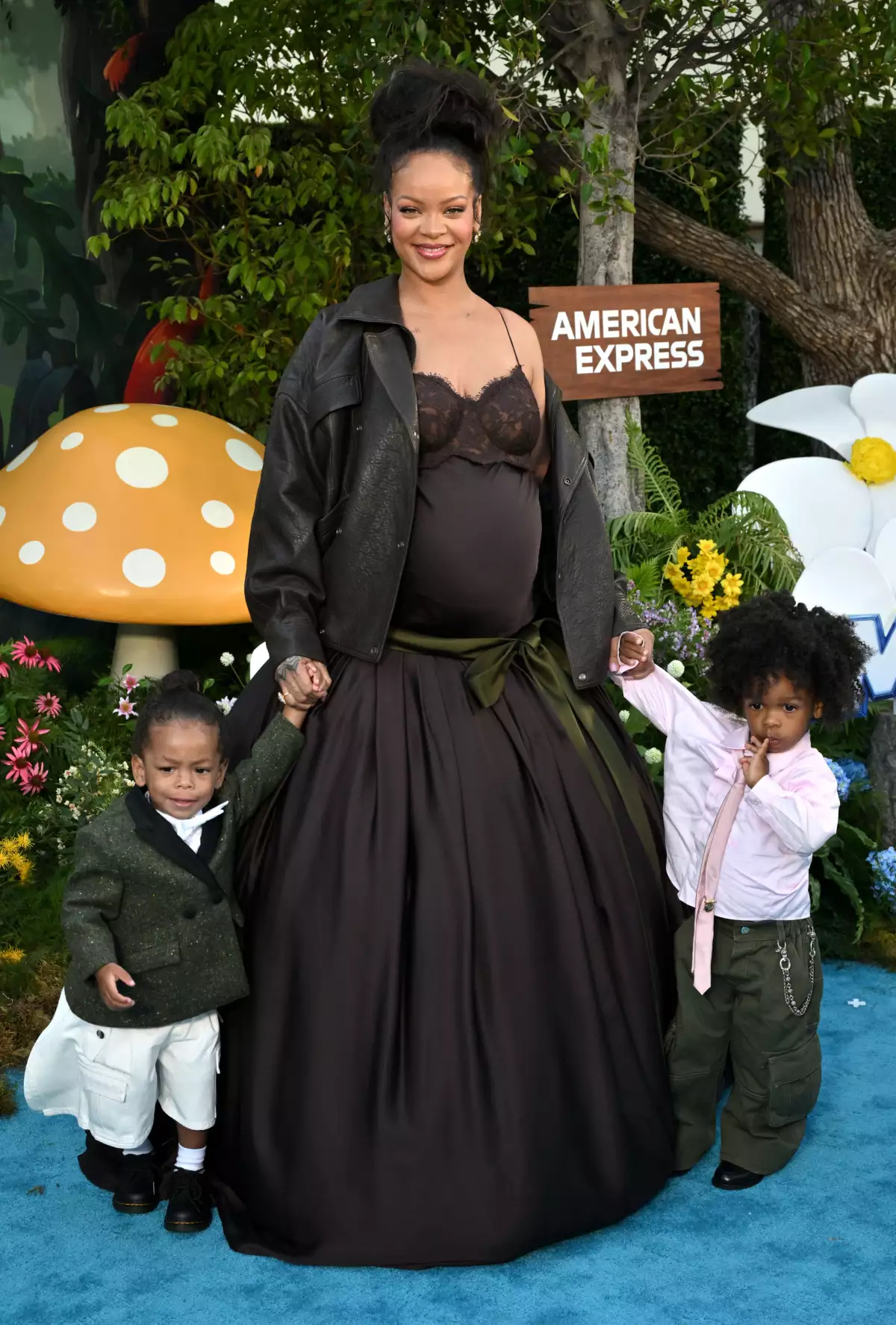 rihanna hijos dior