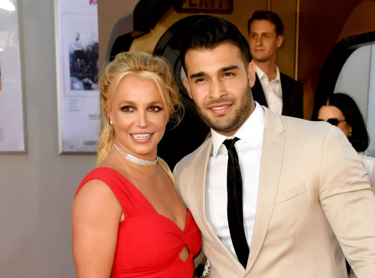 britney-spears-Sam-asghari
