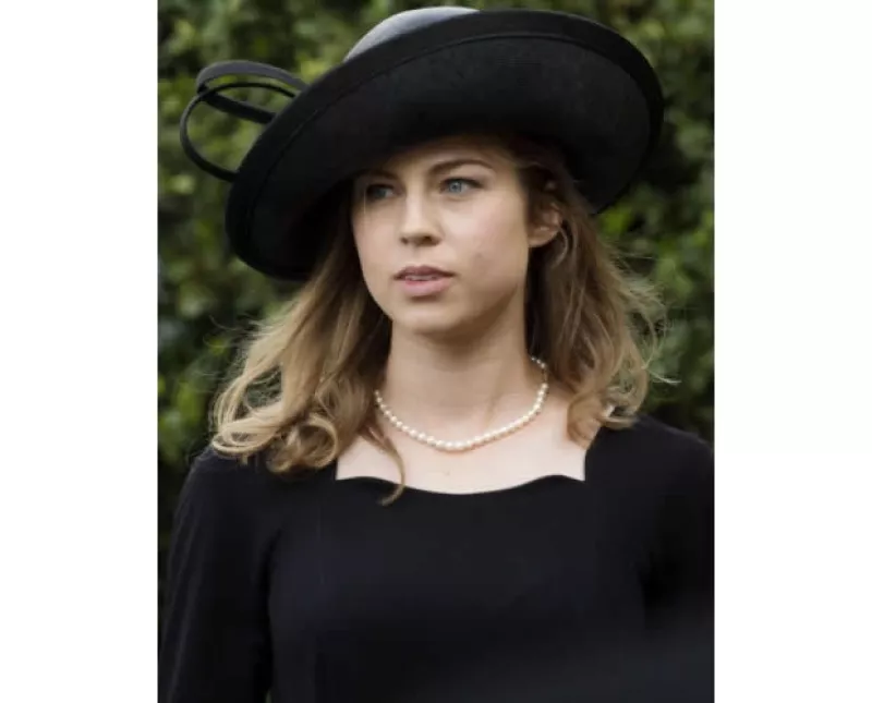 En el funeral de la icónica Margaret Thatcher, fue su nieta Amanda Margaret quien llamó la atención por su gran porte, que recordó a su abuela.