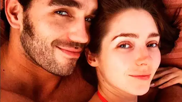 La pareja se encuentran en la ciudad natal de la actriz, donde además de disfrutar de un merecido descanso están pasando tiempo con su familia.