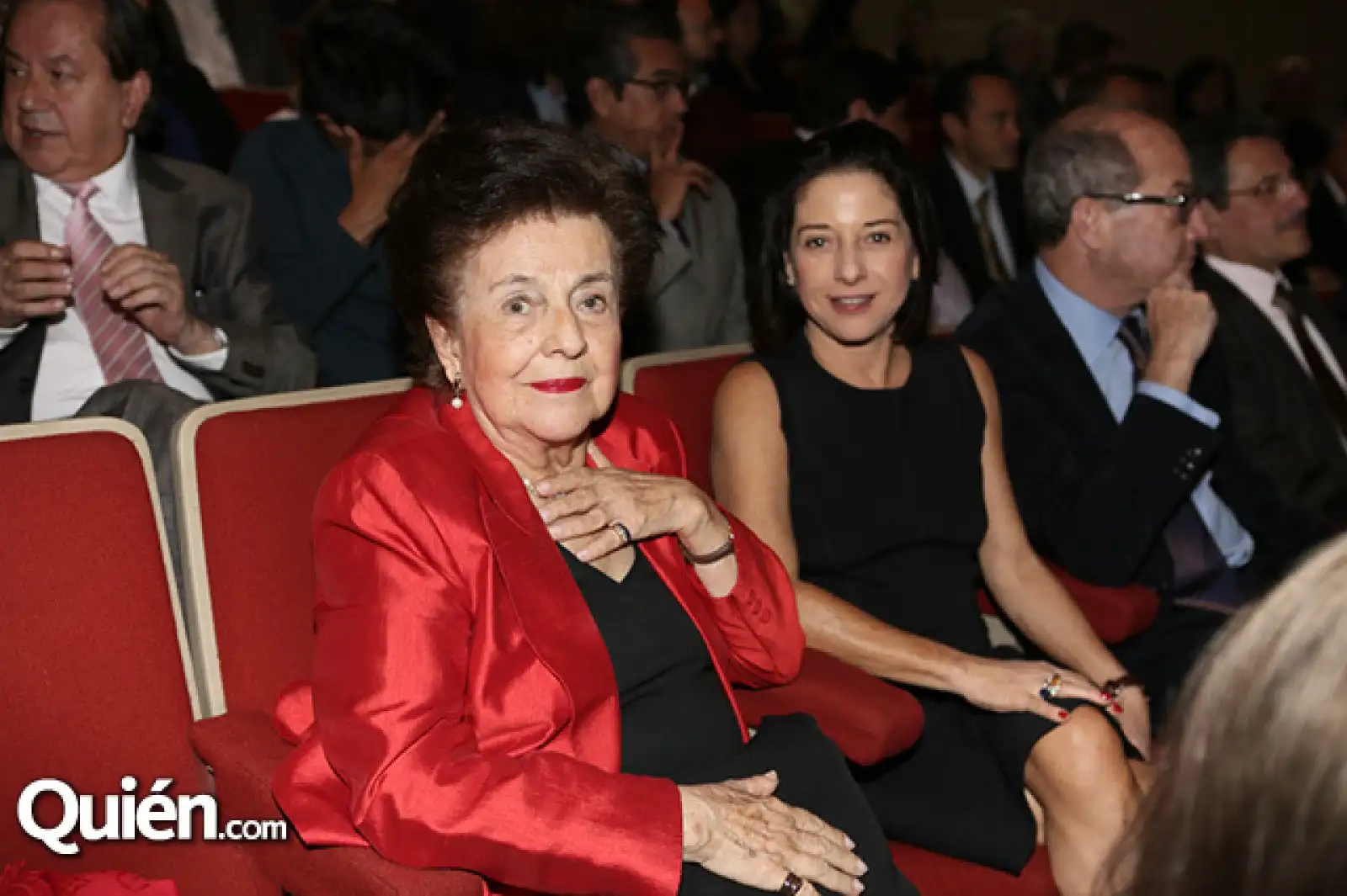 Paz González de León y Joaquina Saldivar