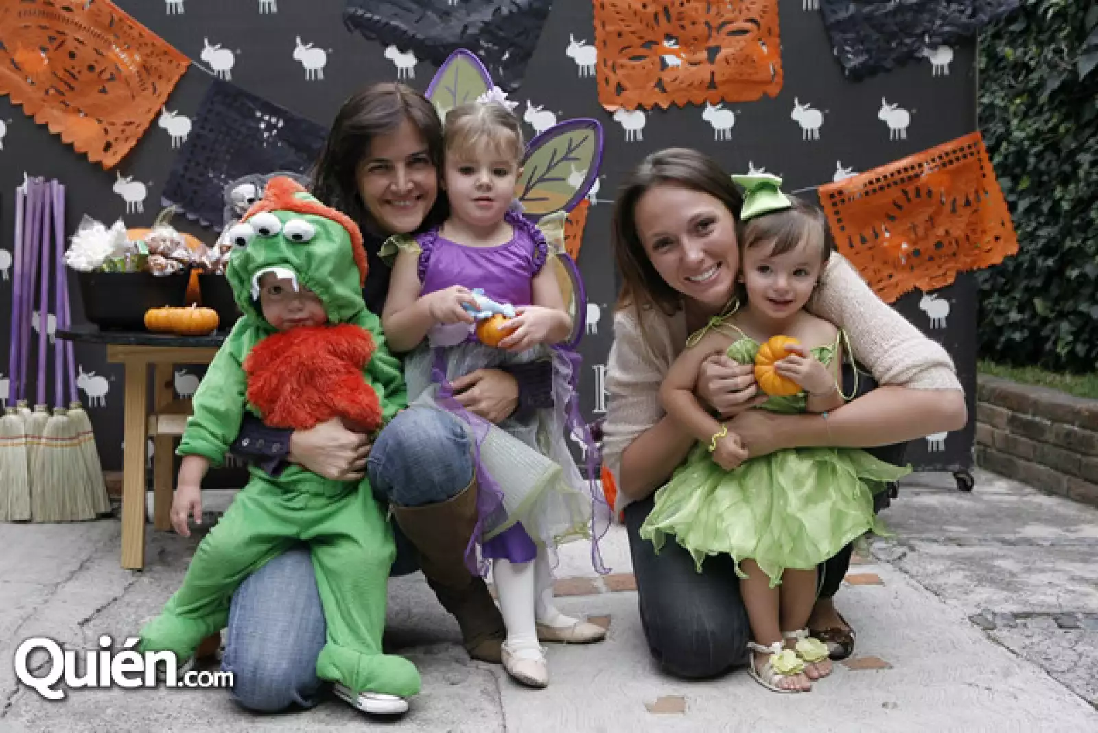 Larry Rubin,Nuria Rubin,Isabela Rubin,Laura Hadid,Tere Hadid