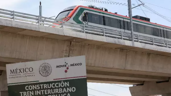 Tren Interurbano M�xico-Toluca 5