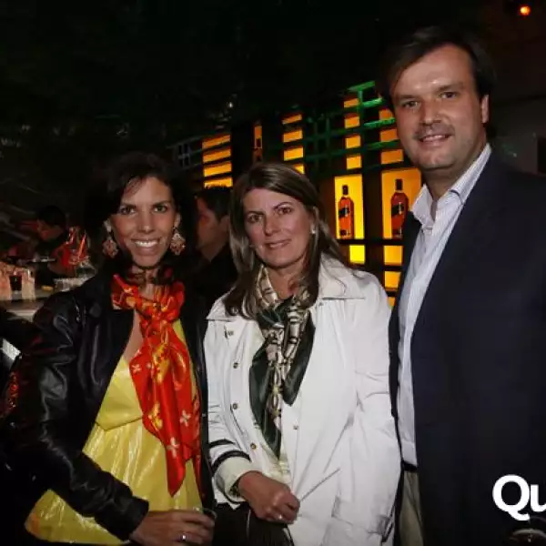 Mercedes  Benz Viernes