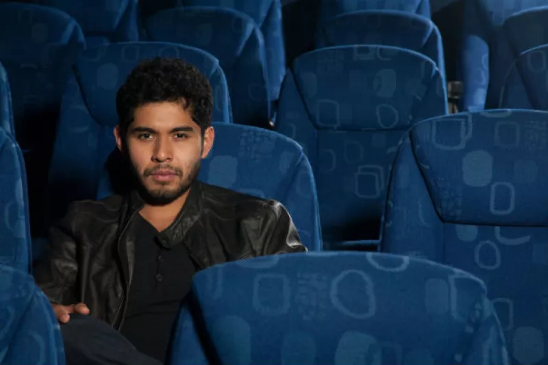 Tiene 20 años y este actor ya puede presumir haber trabajado con reconocidos directores, nominaciones al Ariel y viajes a importantes festivales de cine. Ahora estrena "600 Millas", su nueva cinta.