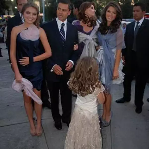 XV a?Paulina Pe?retelini
