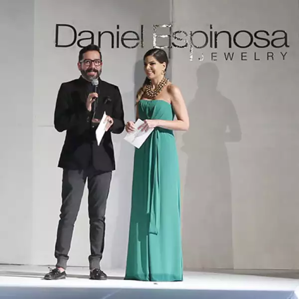 Guillermo Martínez,Vielka Valenzuela
