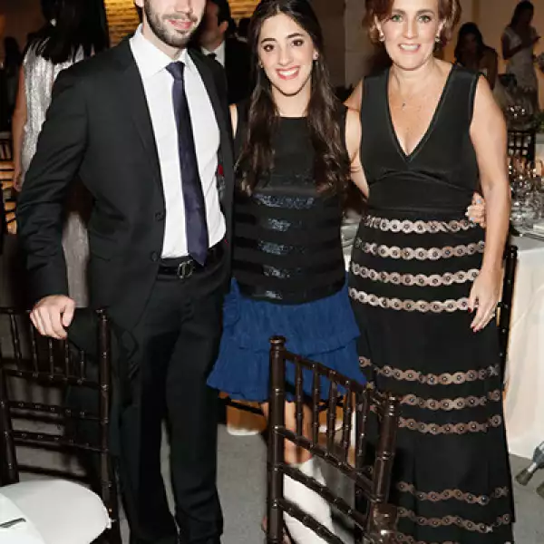 Manuel Garay, Maggie Armendariz y Maggie Villegas