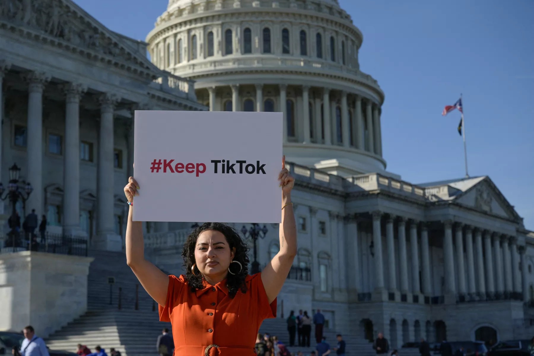 ¿Cómo la prohibición de Tiktok en EU puede complicar la reeleción de Joe Biden?