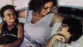 A veces el tiempo pasa de la forma más rápida e imperceptible, pues parece que fue ayer cuando estas famosas anunciaron el nacimiento de sus bebés, y ahora ya son todos unos adolescentes.