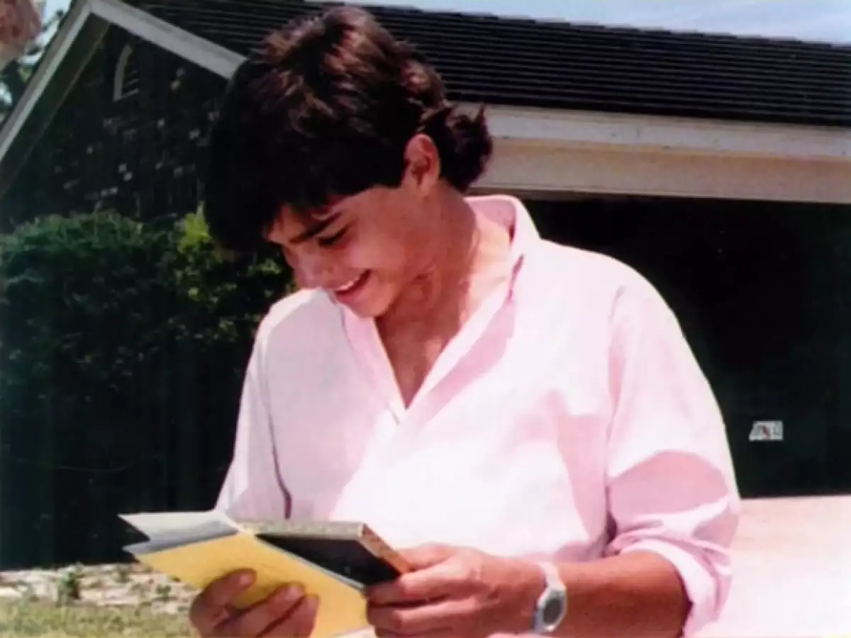 Extrajimos algunas anécdotas interesantes de Yo, el reciente libro de Ricky Martin y te las mostramos aquí.