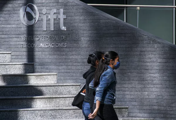 EL IFT analiza la posibilidad de entrada a televisión de paga de Claro TV (Fachada del IFT)