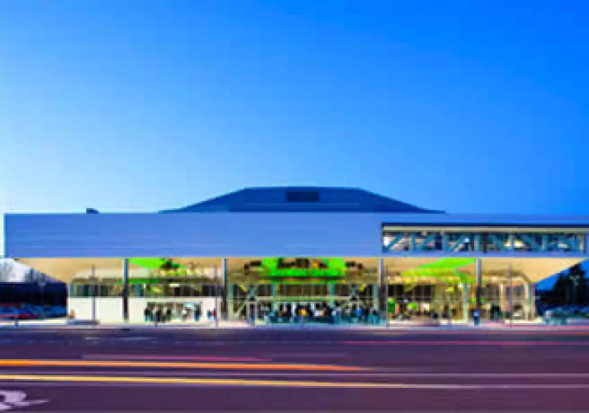 La nueva sede de los Thunderbirds de Seattle. (Foto: Cortesía LMN Architects)