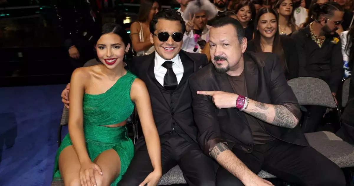 Ángela Aguilar, Christian Nodal y Pepe Aguilar