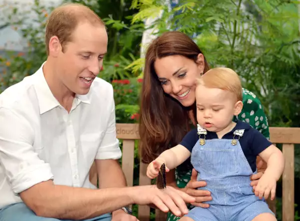 Esta no es la primera vez que baby George visita el Museo de Historia Natural de Londres, pues en su primer cumpleaños, sus padres lo llevaron a que disfrutara de la exhibición de mariposas.
