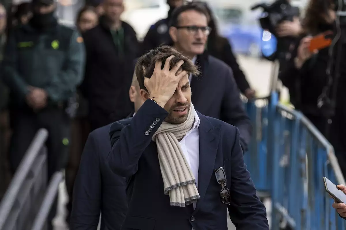 Gerard Piqu√© Attends Court In Football Corruption Investigation
