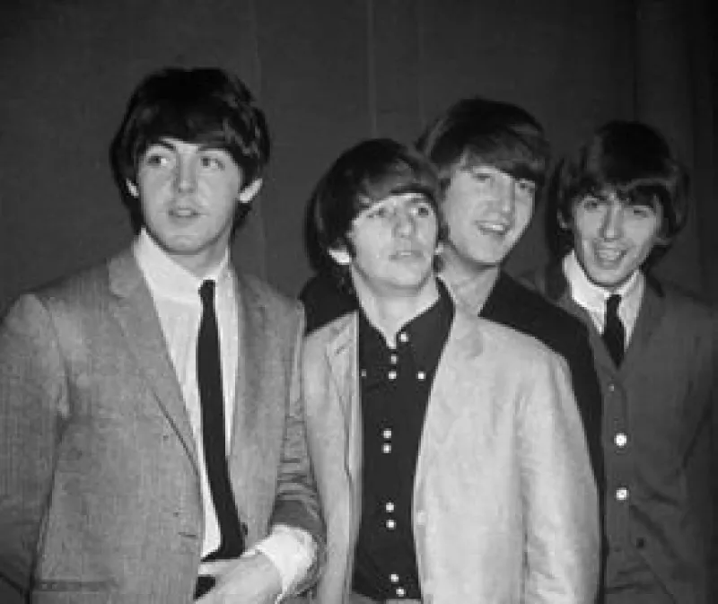 A Los Beatles se les prohibió la entrada al país, ahora él regresa para presentarse ante 40 mil personas.