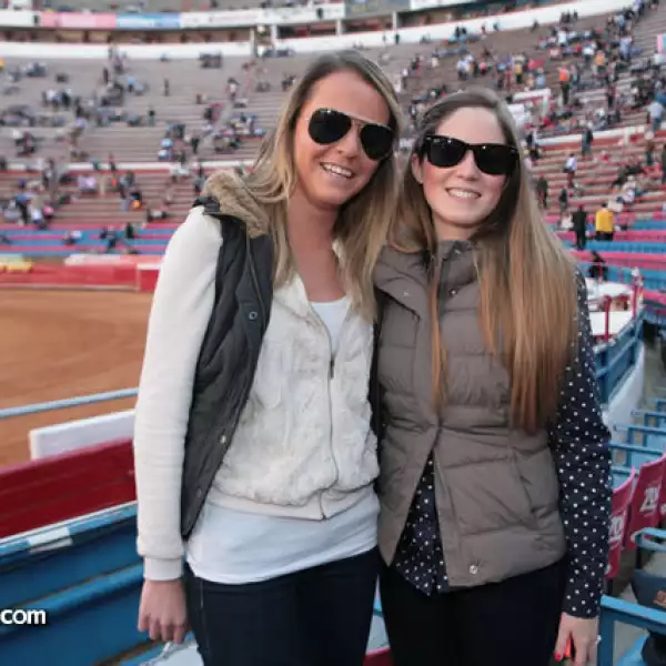 Ximena Maciel y Stephanie Arias