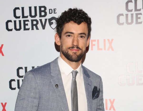 Restaurantes, canta bares o líneas de ropa... Conoce los negocios alternos de los artistas mexicanos cuando no están en la tele, el cine o el teatro.