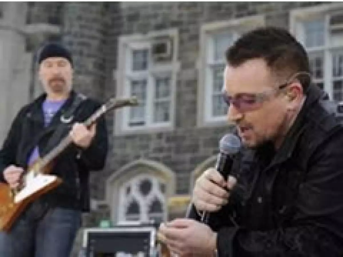 La difícil situación económica impidió a U2 vender más discos y construir una megatorre.  (Foto: Reuters)