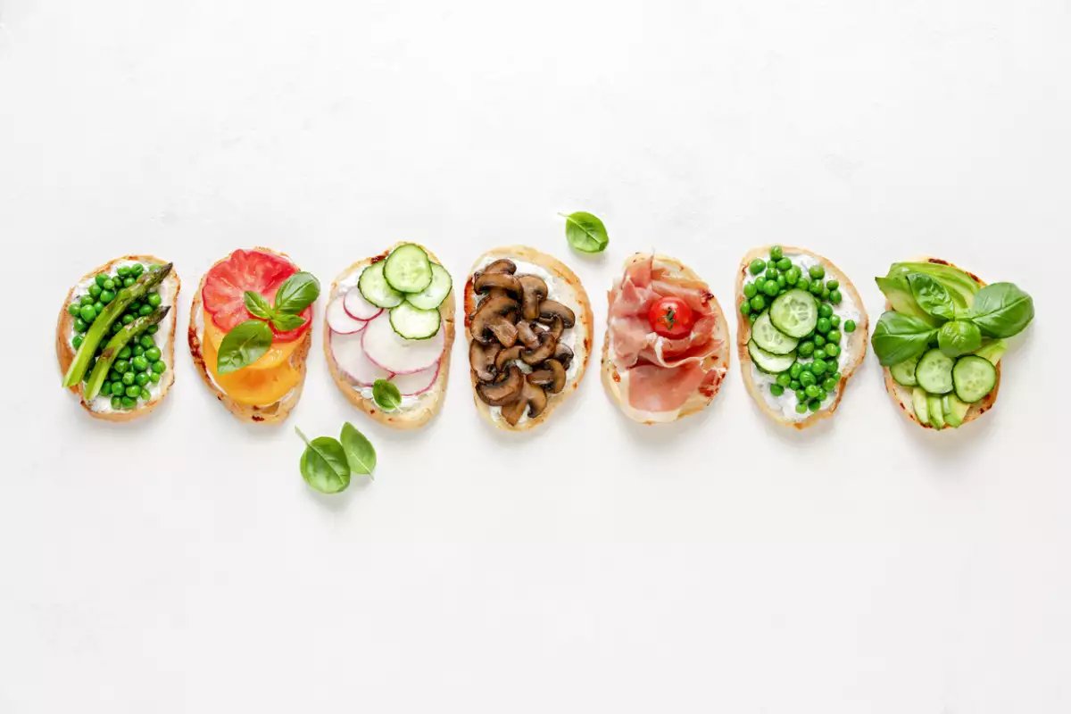 Toasts con diferentes toppings para cualquier ocasión 