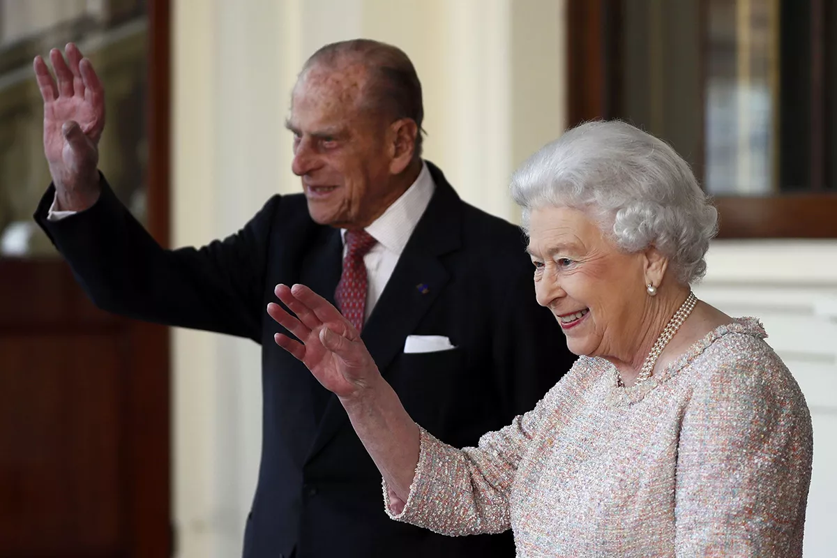 President And Mrs Santos Bid Farewell To The Queen And The Duke Of Edinburgh