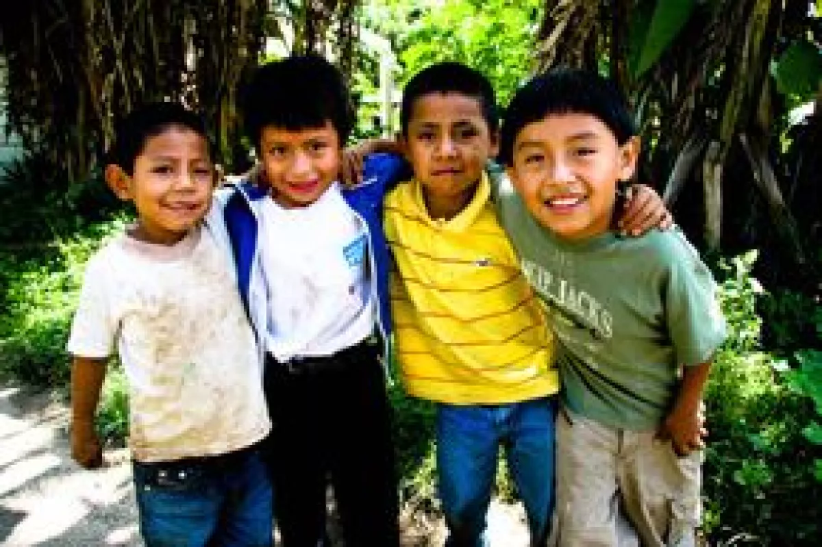 Estos niños tocaron mi corazón y mi alma, escribió en su Twitter.