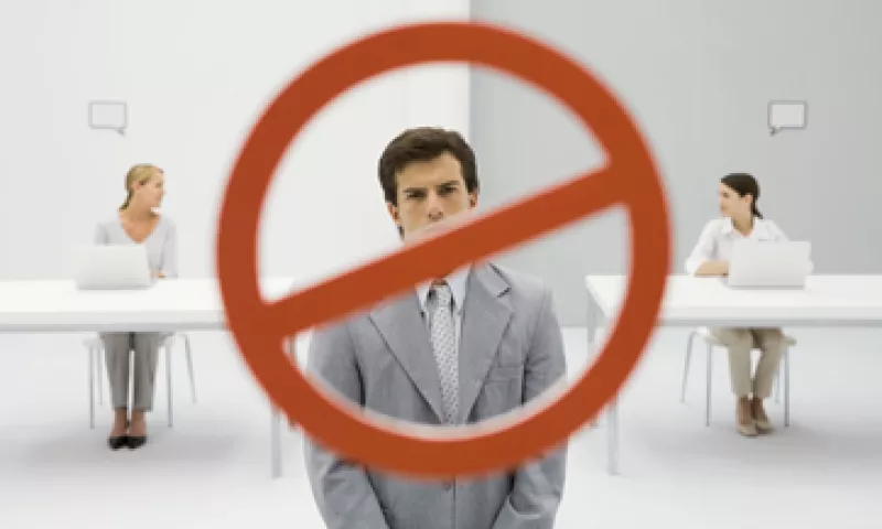 La clase social, la ideología política que se tiene y la apariencia física son otras razones para enfrentar la exclusión en el trabajo. (Foto: Getty Images)