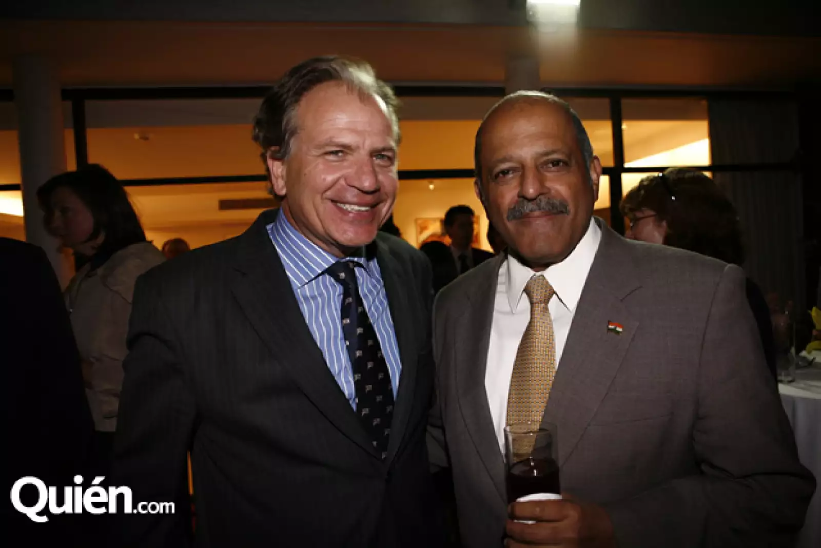 Dolf Hogewoning,Sujan Chinoy