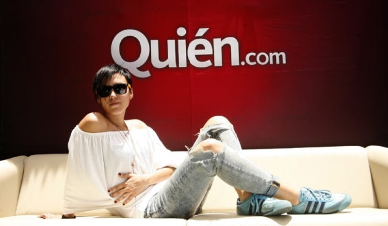 Pambo Compone Para Danna Paola