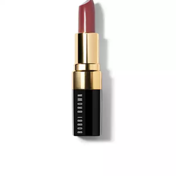 El Lip Color de Bobbi Brown, con efecto humectante, es un básico. Puedes elegir entre decenas de colores. 410 pesos.