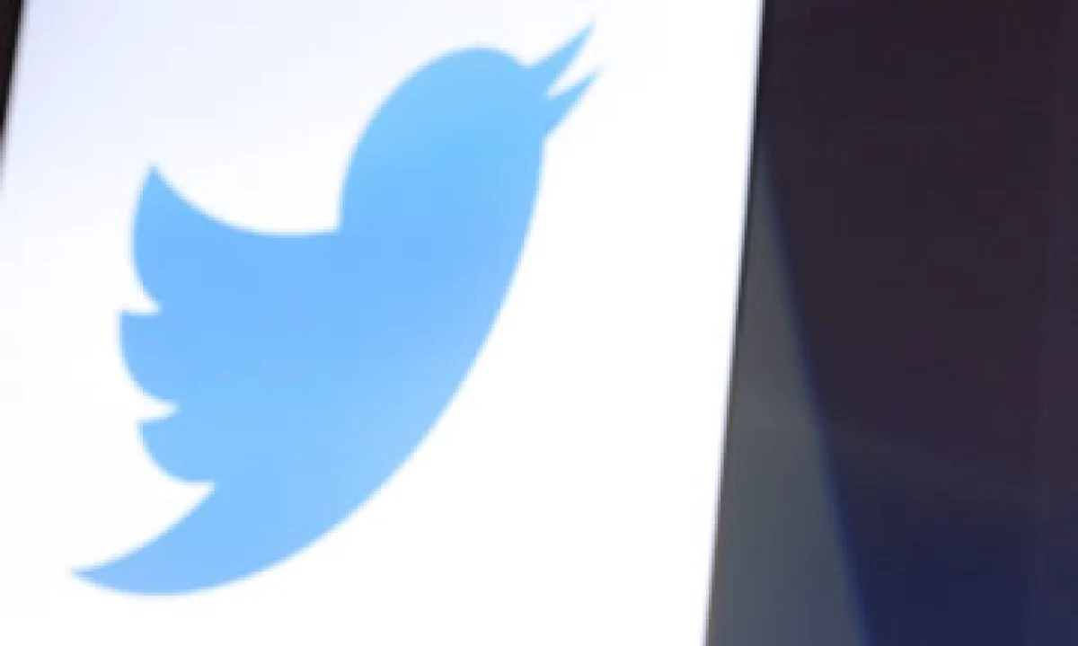 La oficina del fiscal de Manhattan busca información en Twitter para enfrentar la defensa de Harris. (Foto: AP)