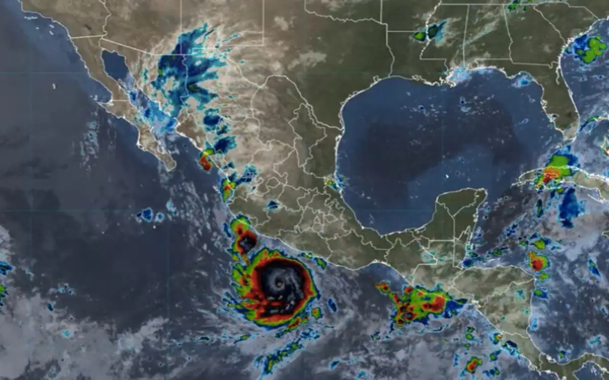 El huracán Polo mantiene su trayectoria sobre el Pacífico y provocará lluvias intensas, viento y oleaje elevado.