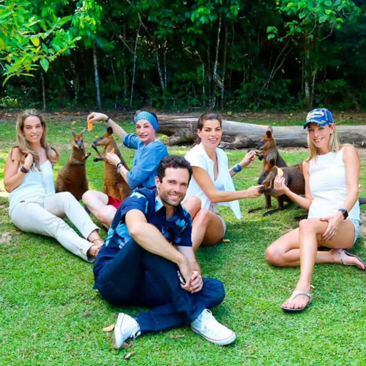 Bárbara y Alejandro se encuentran disfrutando de su amor y la familia en Australia.