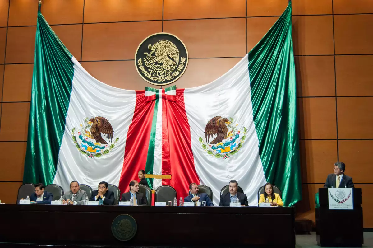 El 17 de marzo la ley de disciplina financiera para estados fue turnada al Ejecutivo y será promulgada el 28 de abril.