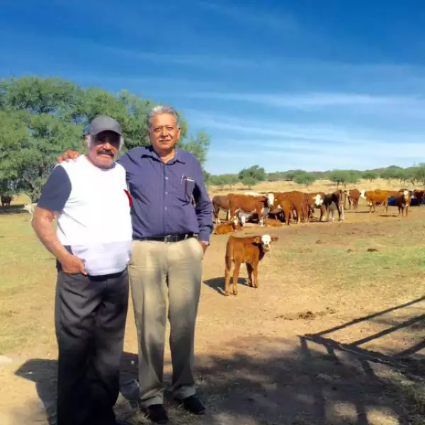 Vicente afirmó que su doctor, Roberto Esquivel, le ha salvado la vida en tres ocasiones.