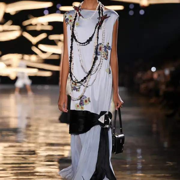 Chanel S27 030.jpg