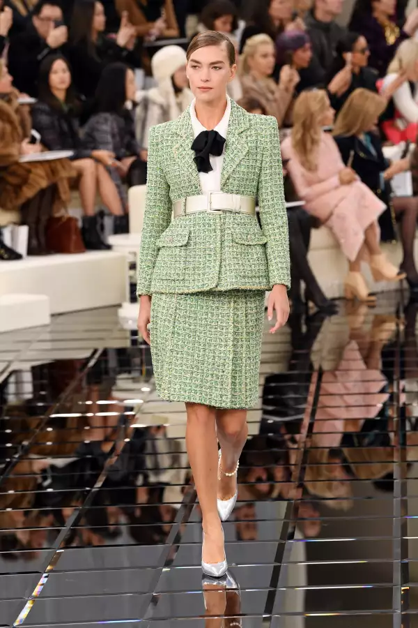 chanel tweed