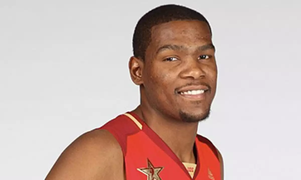 Nike podría vender más tenis Durant si su equipo gana un campeonato o dos. (Foto: Tomada de facebook.com/KevinDurant)