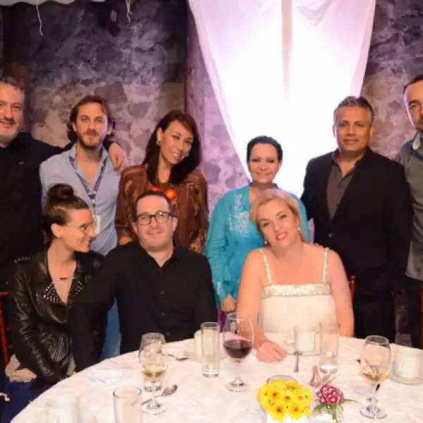 Spencer Tunik, Sebastián Zurita, Klaudia Oliver, Adriana Barraza, Ernesto Herrera, la novia de Darren Brandon Milbradt, Darren Aronofsky y Sarah Hoch.