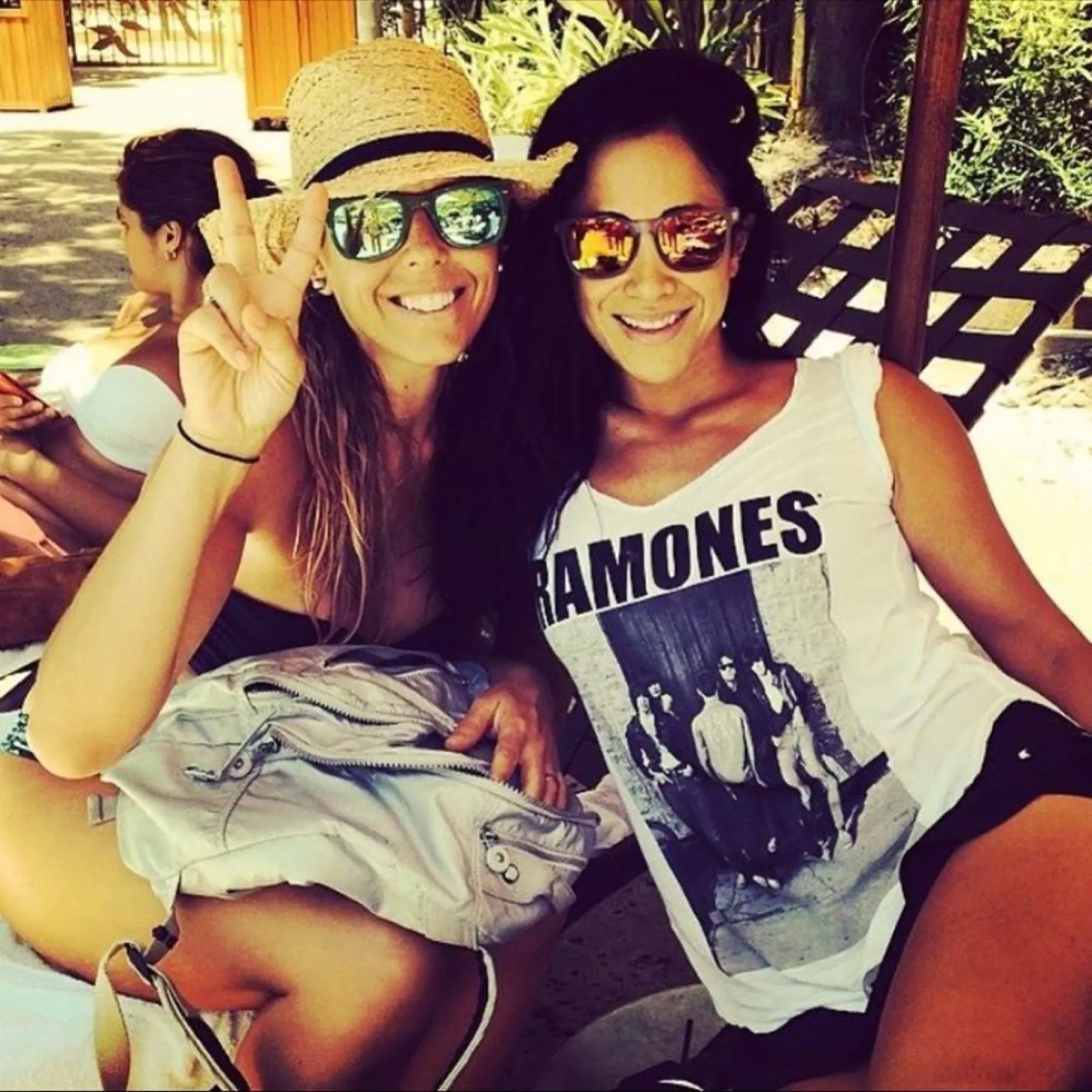 Maki y Mónica Noguera