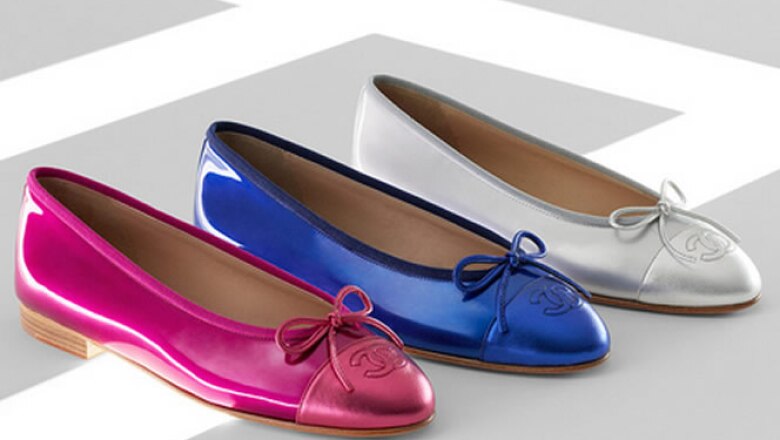 Un día informal es el momento ideal para dejar los tacones por unas flats.
