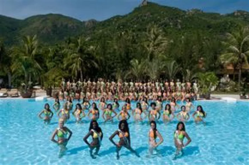 El certamen de belleza Miss España 2009 se celebrará en México, el próximo 18 de julio con el objetivo de recuperar el turismo en la zona, gravemente afectado por el virus de la gripe porcina.